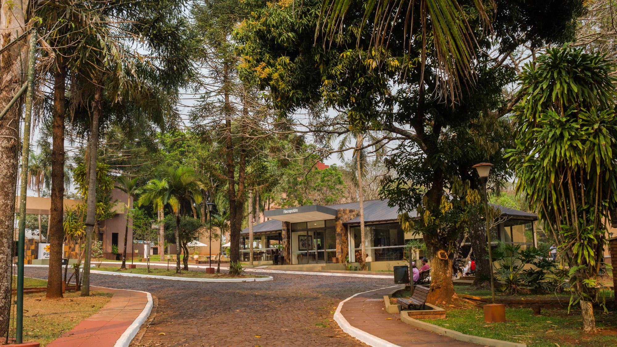 Pirayu Hotel & Resort Puerto Iguazú Extérieur photo